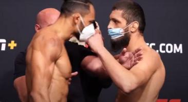 Российский боец UFC дал пощечину сопернику на взвешивании. Видео