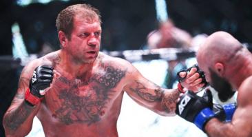 Александр Емельяненко назвал своего фаворита поединка UFC 257 МакГрегор — Порье