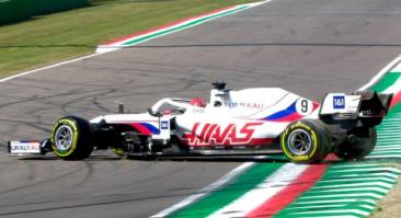 Букмекер дает вероятность 28% на попадание Никиты Мазепина в топ-10 в гонке «Формулы-1»
