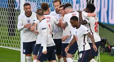 Сборная Англии выступила с обращением после драматичного поражения в финале Евро-2020