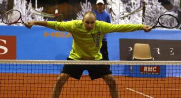 Чесноков назвал беспросветным ужасом отстранение российских теннисистов от командных турниров